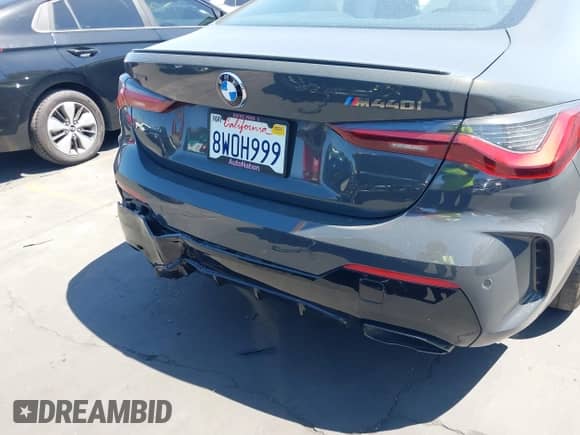 2021 BMW 4 Series M440i xDrive с VIN WBA13AR00MCF91553, выставлен на аукционе IAAI как лот 42211853 с пробегом Не указан миль и . История ставок и продаж доступна на DreamBid. Изображение 16.