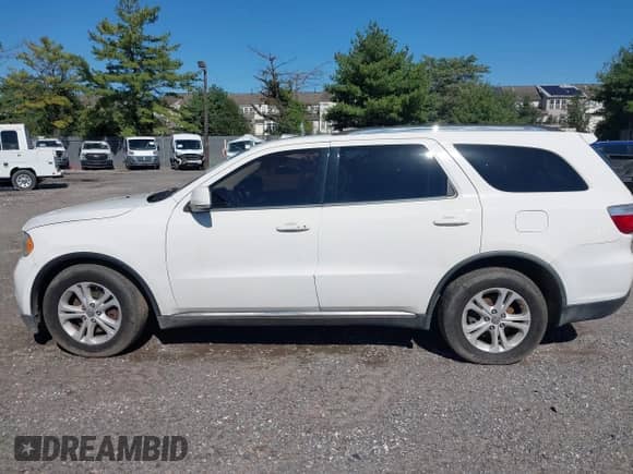 2011 Dodge Durango Crew with VIN 1D4SE4GTXBC638777, listed as a IAAI auction lot 43175719 with 129,715 mi miles and . Bid and sale history available at DreamBid. Image 15.