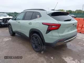 2025 Chevrolet Trax ACTIV with VIN KL77LKEP7SC222864, listed as a IAAI auction lot 43289763 with 4,702 mi miles and . Bid and sale history available at DreamBid. Image 3.