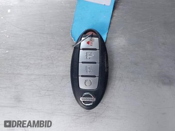 2017 Nissan Pathfinder Platinum with VIN 5N1DR2MMXHC658706, listed as a IAAI auction lot 42618108 with 106,860 mi miles and . Bid and sale history available at DreamBid. Image 11.