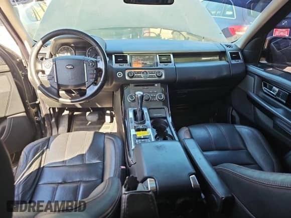 2012 Land Rover Range Rover Sport HSE z VIN SALSF2D41CA726733, wystawiony jako Copart lot #43197725 z przebiegiem 258 935 mil mil oraz Czysty tytuł • Clean title. Historia ofert i sprzedaży dostępna na DreamBid. Obrazek 9.