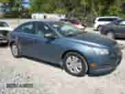 2012 Chevrolet Cruze LS с VIN 1G1PD5SH5C7265634, выставлен на аукционе Copart как лот 72025195 с пробегом 127 681 миль миль и Списание • Salvage title. История ставок и продаж доступна на DreamBid. Изображение 4.