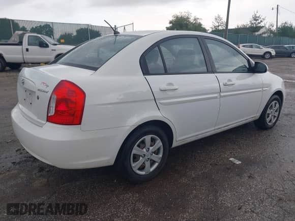 2008 Hyundai Accent GLS с VIN KMHCN46C28U214513, выставлен на аукционе IAAI как лот 43014702 с пробегом 55 844 миль миль и . История ставок и продаж доступна на DreamBid. Изображение 4.