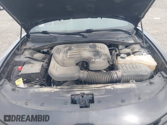 2019 Dodge Charger SXT with VIN 2C3CDXBG0KH706439, listed as a IAAI auction lot 43091789 with 103,062 mi miles and . Bid and sale history available at DreamBid. Image 10.