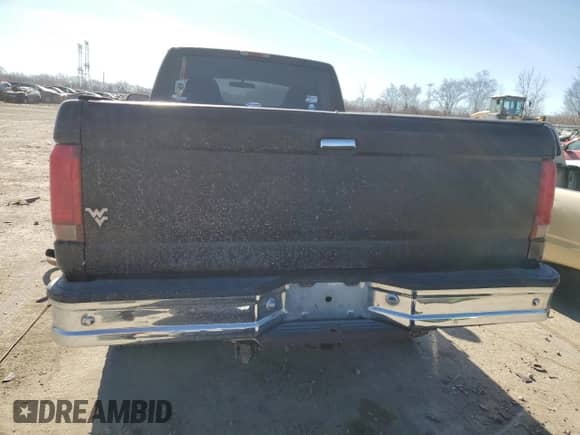 1996 Ford F-150 с VIN 1FTEF14N6TLA81962, выставлен на аукционе Copart как лот 42453655 с пробегом 260 127 миль миль и Списание • Salvage title. История ставок и продаж доступна на DreamBid. Изображение 6.