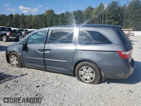 2013 Honda Odyssey LX с VIN 5FNRL5H21DB059311, выставлен на аукционе Copart как лот 84026865 с пробегом 49 879 миль миль и Списание • Salvage title. История ставок и продаж доступна на DreamBid. Изображение 2.