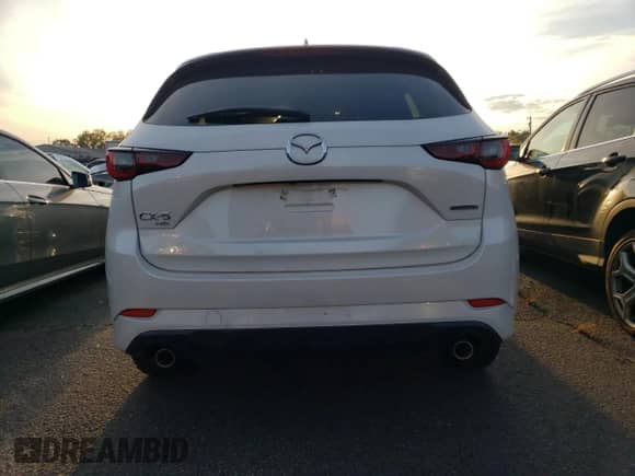 2024 Mazda CX-5 S Preferred z VIN JM3KFBCL2R0514235, wystawiony jako Copart lot #81770445 z przebiegiem 8 902 mil mil oraz Szkoda całkowita • Salvage title. Historia ofert i sprzedaży dostępna na DreamBid. Obrazek 6.