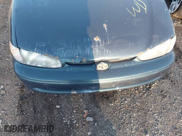 1998 Chevrolet Prizm Lsi with VIN 1Y1SK528XWZ437376, listed as a IAAI auction lot 42142292 with Not provided miles and . Bid and sale history available at DreamBid. Image 10.