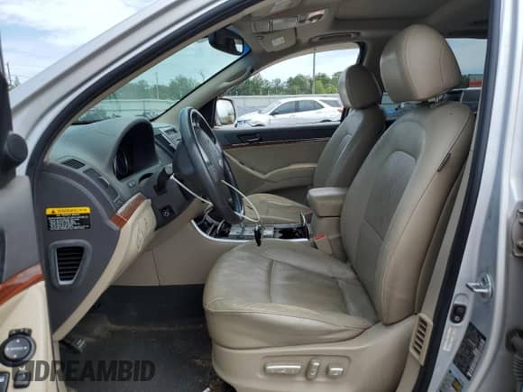 2010 Hyundai Veracruz Limited с VIN KM8NUDCC6AU101010, выставлен на аукционе Copart как лот 71343865 с пробегом 185 578 миль миль и Чистый • Clean title. История ставок и продаж доступна на DreamBid. Изображение 7.