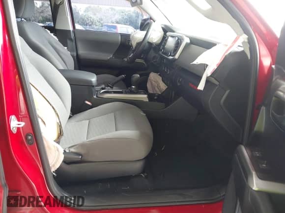 2022 Toyota Tacoma SR5 with VIN 3TMAZ5CN4NM162376, listed as a IAAI auction lot 43198153 with 61,308 mi miles and . Bid and sale history available at DreamBid. Image 5.