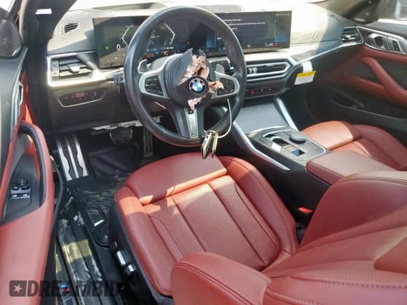 2024 BMW 4 Series 430i z VIN WBA53AP08RCN88103, wystawiony jako Copart lot #81093895 z przebiegiem 17 109 mil mil oraz Szkoda całkowita • Salvage title. Historia ofert i sprzedaży dostępna na DreamBid. Obrazek 8.