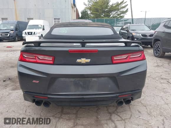 2016 Chevrolet Camaro 2SS с VIN 1G1FH3D71G0192916, выставлен на аукционе IAAI как лот 40949180 с пробегом 115 553 миль миль и . История ставок и продаж доступна на DreamBid. Изображение 17.