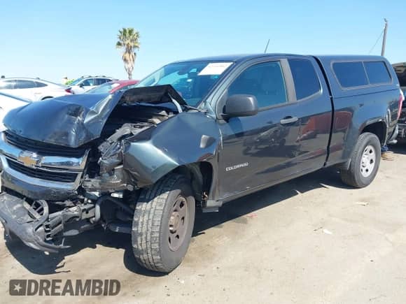 2018 Chevrolet Colorado 2WD Work Truck z VIN 1GCHSBENXJ1194805, wystawiony jako IAAI lot #42131902 z przebiegiem 109 328 mil mil oraz . Historia ofert i sprzedaży dostępna na DreamBid. Obrazek 17.