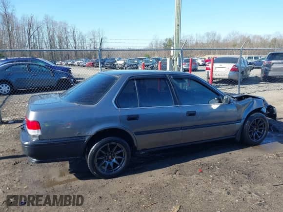 1992 Honda Accord с VIN 1HGCB7544NA131933, выставлен на аукционе IAAI как лот 41771206 с пробегом 169 813 миль миль и . История ставок и продаж доступна на DreamBid. Изображение 13.