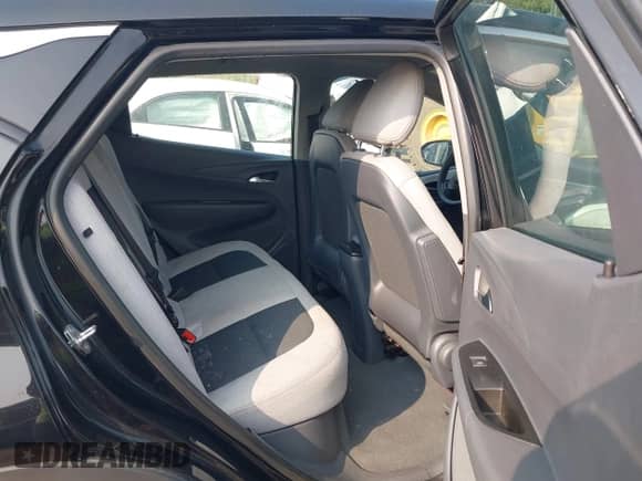 2021 Chevrolet Bolt EV LT z VIN 1G1FY6S06M4113218, wystawiony jako IAAI lot #42936397 z przebiegiem 58 607 mil mil oraz . Historia ofert i sprzedaży dostępna na DreamBid. Obrazek 8.