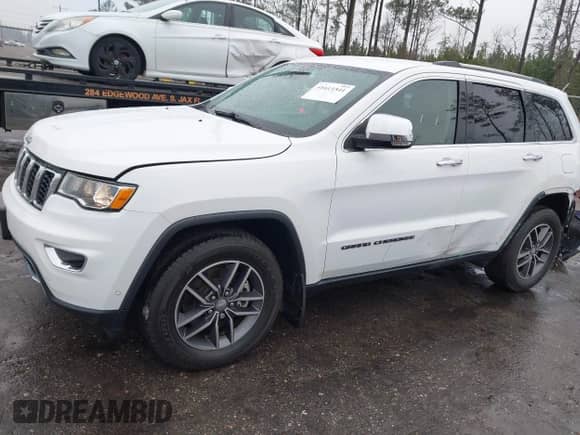 2018 Jeep Grand Cherokee Limited with VIN 1C4RJFBM8JC485043, listed as a IAAI auction lot 41611541 with 61,960 mi miles and . Bid and sale history available at DreamBid. Image 17.