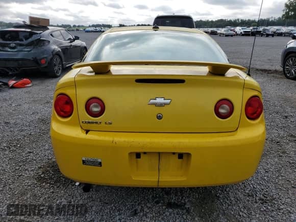 2005 Chevrolet Cobalt с VIN 1G1AL14FX57673143, выставлен на аукционе Copart как лот 59523735 с пробегом 137 462 миль миль и Списание • Salvage title. История ставок и продаж доступна на DreamBid. Изображение 6.