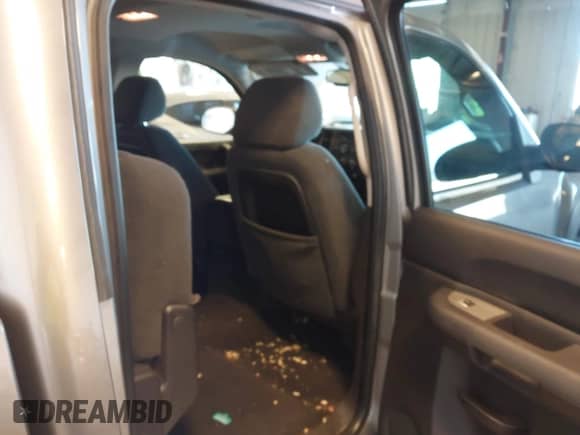 2007 Chevrolet Silverado 1500 LS с VIN 2GCEK13C571501993, выставлен на аукционе IAAI как лот 41984825 с пробегом Не указан миль и . История ставок и продаж доступна на DreamBid. Изображение 8.
