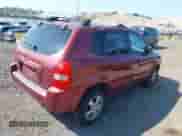 2005 Hyundai Tucson GL z VIN KM8JM12B75U066943, wystawiony jako IAAI lot #42947669 z przebiegiem 163 853 mil mil oraz . Historia ofert i sprzedaży dostępna na DreamBid. Obrazek 4.