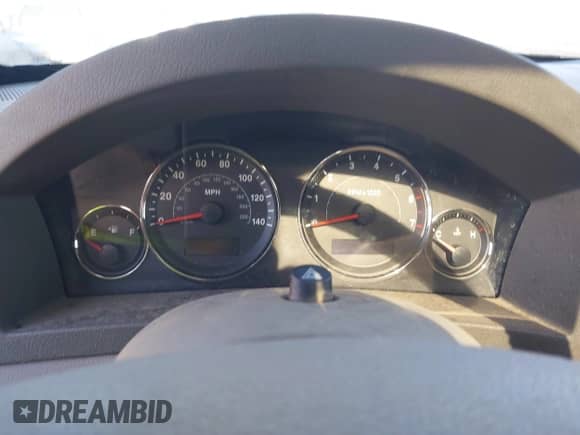 2005 Jeep Grand Cherokee Limited with VIN 1J8HR58245C677238, listed as a IAAI auction lot 41730828 with Not provided miles and . Bid and sale history available at DreamBid. Image 7.