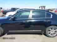 2010 Hyundai Genesis z VIN KMHGC4DF0AU109608, wystawiony jako IAAI lot #42315048 z przebiegiem 93 446 mil mil oraz . Historia ofert i sprzedaży dostępna na DreamBid. Obrazek 14.