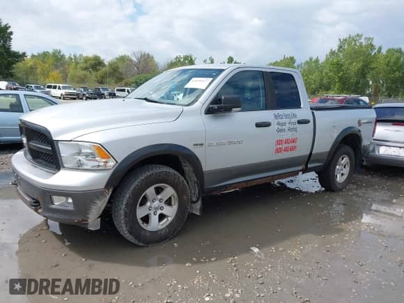 2011 Ram 1500 SLT с VIN 1D7RV1GT2BS679197, выставлен на аукционе IAAI как лот 43059227 с пробегом 179 266 миль миль и . История ставок и продаж доступна на DreamBid. Изображение 17.