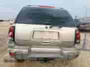 2003 Chevrolet TrailBlazer LT с VIN 1GNDS13S832182061, выставлен на аукционе Copart как лот 60216775 с пробегом 126 248 миль миль и Списание • Salvage title. История ставок и продаж доступна на DreamBid. Изображение 6.