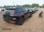 2024 Jeep Grand Cherokee z VIN 1C4RJYB61R8511820, wystawiony jako IAAI lot #42841100 z przebiegiem 17 626 mil mil oraz . Historia ofert i sprzedaży dostępna na DreamBid. Obrazek 4.