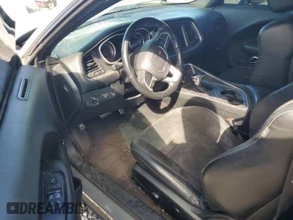 2018 Dodge Challenger GT with VIN 2C3CDZGG4JH205637, listed as a Copart auction lot 68588345 with 125,422 mi miles and Salvage title. Bid and sale history available at DreamBid. Image 8.