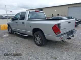 2004 Dodge 1500 SLT with VIN 1D7HA18D64S501732, listed as a IAAI auction lot 43382171 with 214,099 mi miles and . Bid and sale history available at DreamBid. Image 3.