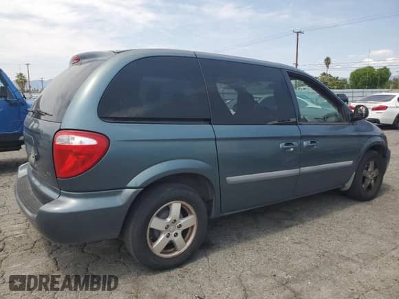 2007 Dodge Caravan SXT with VIN 1D4GP45R97B222093, listed as a Copart auction lot 65377395 with 220,538 mi miles and Clean title. Bid and sale history available at DreamBid. Image 3.