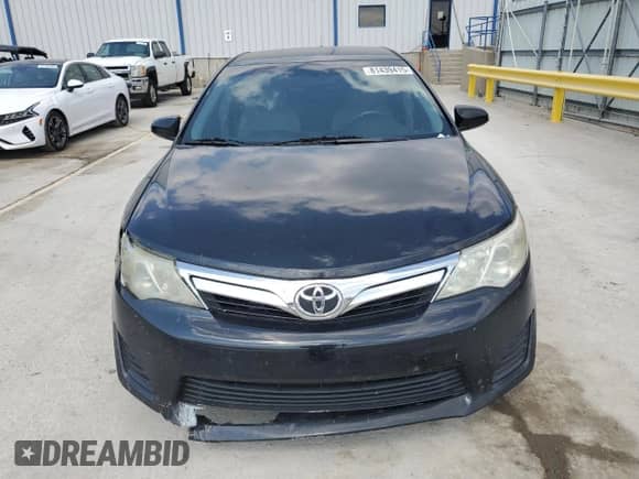 2013 Toyota Camry SE z VIN 4T1BF1FKXDU723970, wystawiony jako Copart lot #81439415 z przebiegiem 199 967 mil mil oraz Szkoda całkowita • Salvage title. Historia ofert i sprzedaży dostępna na DreamBid. Obrazek 5.