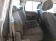 2011 Chevrolet Silverado 1500 LS z VIN 3GCPKREA6BG379230, wystawiony jako IAAI lot #41383308 z przebiegiem 322 050 mil mil oraz . Historia ofert i sprzedaży dostępna na DreamBid. Obrazek 8.