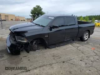 2015 Ram 1500 Sport z VIN 1C6RR6UT3FS750467, wystawiony jako Copart lot #73328454 z przebiegiem 106 191 mil mil oraz Szkoda całkowita • Salvage title. Historia ofert i sprzedaży dostępna na DreamBid. Obrazek 1.