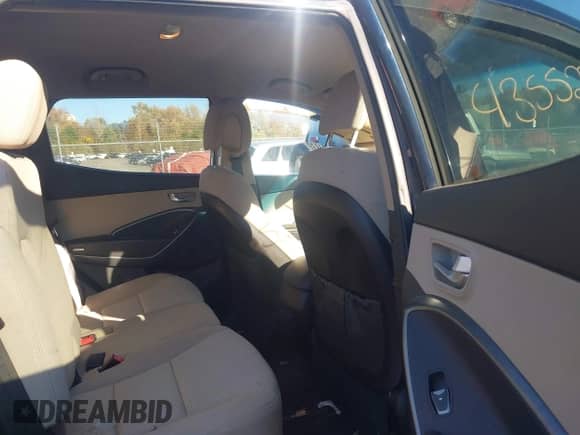 2018 Hyundai Santa Fe 2.4L с VIN 5XYZTDLB1JG569356, выставлен на аукционе IAAI как лот 43552900 с пробегом 203 509 миль миль и . История ставок и продаж доступна на DreamBid. Изображение 8.