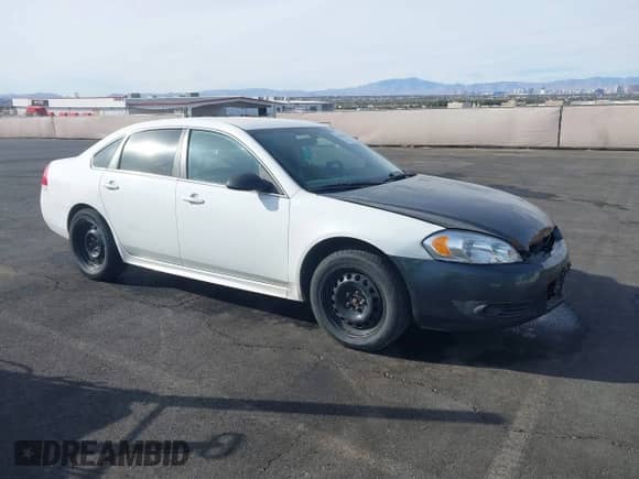 2012 Chevrolet Impala Police Police with VIN 2G1WD5E38C1288463, listed as a IAAI auction lot 41254050 with 195,512 mi miles and . Bid and sale history available at DreamBid. Image 1.