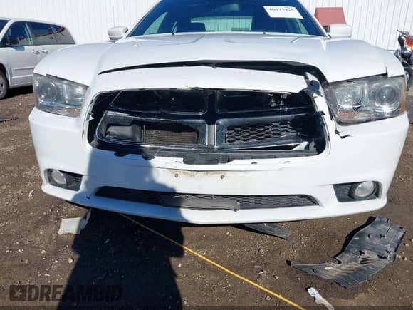 2014 Dodge Charger RT Max with VIN 2C3CDXCT7EH338695, listed as a IAAI auction lot 43082613 with 93,406 mi miles and . Bid and sale history available at DreamBid. Image 6.