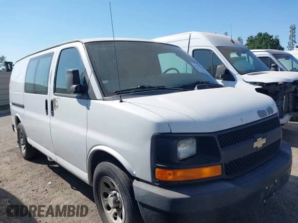 2012 Chevrolet Express Cargo with VIN 1GCSGAFX1C1186757, listed as a IAAI auction lot 42827900 with 202,041 mi miles and . Bid and sale history available at DreamBid. Image 13.