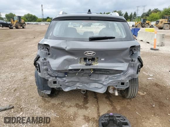 2020 Hyundai Venue SEL с VIN KMHRC8A38LU027297, выставлен на аукционе Copart как лот 71186225 с пробегом 103 973 миль миль и Списание • Salvage title. История ставок и продаж доступна на DreamBid. Изображение 6.