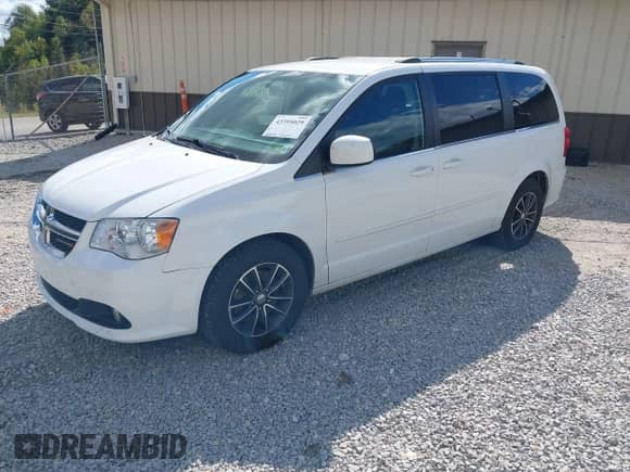 2017 Dodge Grand Caravan SXT с VIN 2C4RDGCG9HR813951, выставлен на аукционе IAAI как лот 43395029 с пробегом 204 270 миль миль и . История ставок и продаж доступна на DreamBid. Изображение 2.