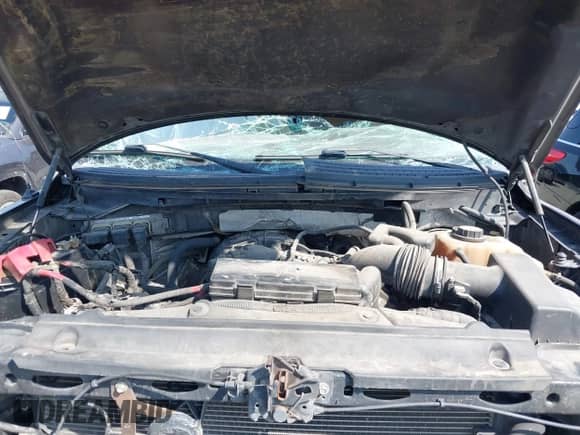 2013 Ford F-150 XL z VIN 1FTEW1CM0DKF04115, wystawiony jako IAAI lot #43523259 z przebiegiem 141 600 mil mil oraz . Historia ofert i sprzedaży dostępna na DreamBid. Obrazek 10.