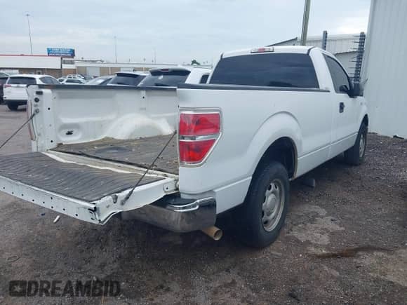 2012 Ford F-150 XL with VIN 1FTNF1CF7CKD78075, listed as a IAAI auction lot 42573750 with 120,514 mi miles and . Bid and sale history available at DreamBid. Image 4.