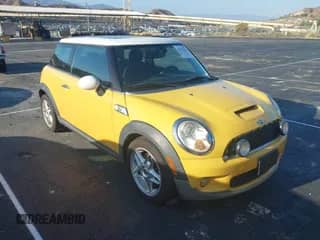 2009 MINI Hardtop S with VIN WMWMF73559TV39707, listed as a IAAI auction lot 43276658 with 80,005 mi miles and . Bid and sale history available at DreamBid. Image 1.