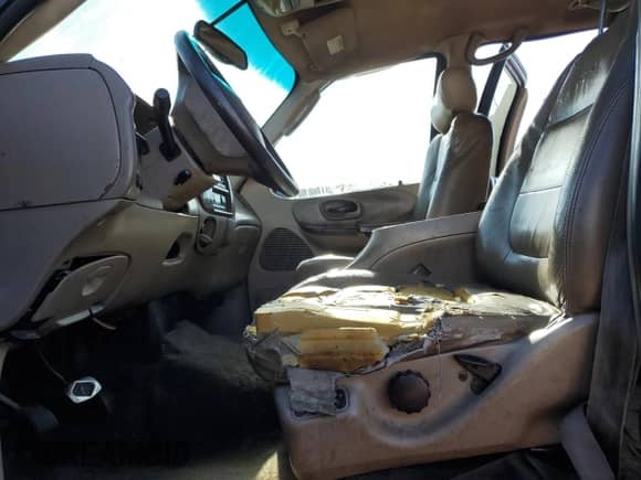 2003 Ford F-150 XLT с VIN 1FTRW07L83KB29330, выставлен на аукционе Copart как лот 71307655 с пробегом Не указан миль и Списание • Salvage title. История ставок и продаж доступна на DreamBid. Изображение 7.