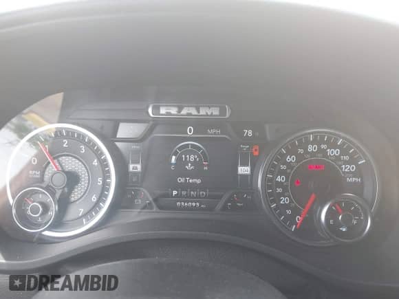 2022 Ram 1500 Big Horn z VIN 1C6RRFFGXNN220347, wystawiony jako IAAI lot #42615957 z przebiegiem 36 093 mil mil oraz . Historia ofert i sprzedaży dostępna na DreamBid. Obrazek 7.