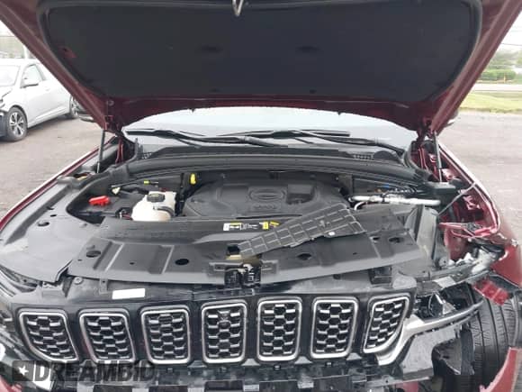 2023 Jeep Grand Cherokee Summit с VIN 1C4RJHEG7P8821939, выставлен на аукционе IAAI как лот 42187332 с пробегом 9 471 миль миль и . История ставок и продаж доступна на DreamBid. Изображение 10.