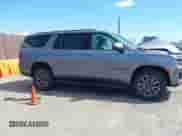 2022 Chevrolet Suburban Z71 с VIN 1GNSKDKDXNR331866, выставлен на аукционе IAAI как лот 41950396 с пробегом Не указан миль и . История ставок и продаж доступна на DreamBid. Изображение 13.