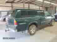 2004 Toyota Tundra SR5 z VIN 5TBBT44194S453071, wystawiony jako Copart lot #61564995 z przebiegiem Nie podano mil oraz Szkoda całkowita • Salvage title. Historia ofert i sprzedaży dostępna na DreamBid. Obrazek 3.