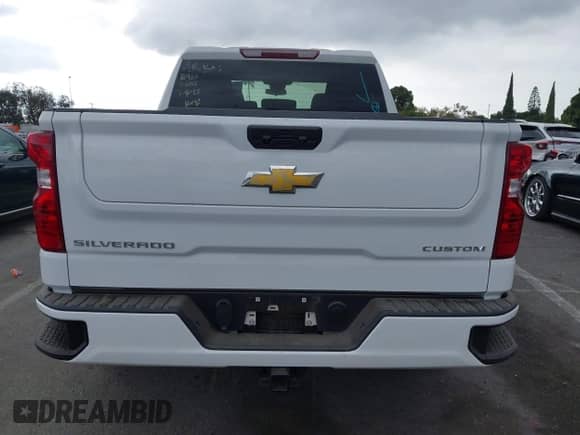 2025 Chevrolet Silverado 1500 Custom with VIN 3GCPKBEK6SG229571, listed as a IAAI auction lot 43299191 with 10,593 mi miles and . Bid and sale history available at DreamBid. Image 16.