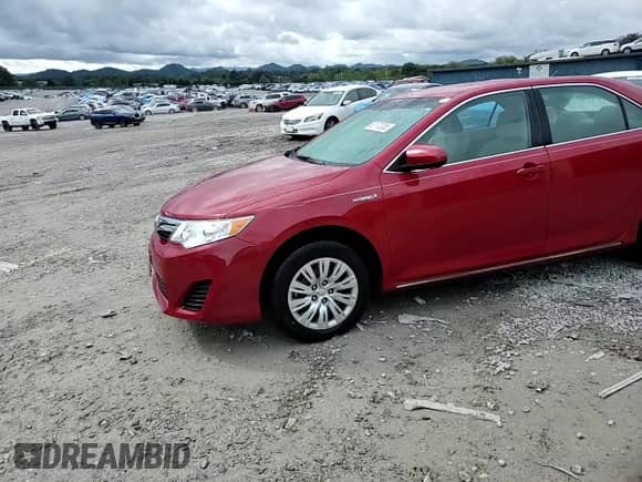 2013 Toyota Camry XLE with VIN 4T1BD1FK9DU081909, listed as a Copart auction lot 82172285 with 109,712 mi miles and Salvage title. Bid and sale history available at DreamBid. Image 14.
